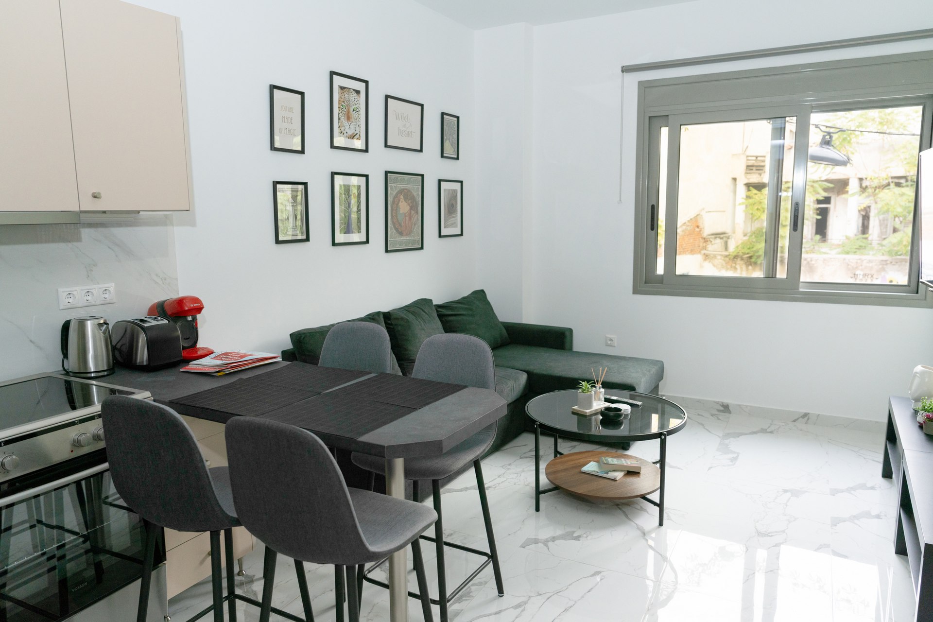 Ermis Apartment & Rea Apartment